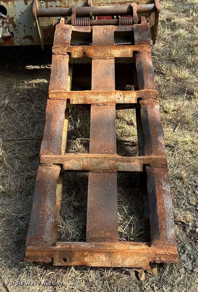 image for item OG9227 1994 Interstate 50LB  equipment trailer