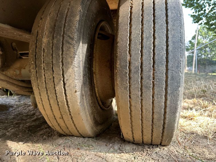 image for item OG9227 1994 Interstate 50LB  equipment trailer