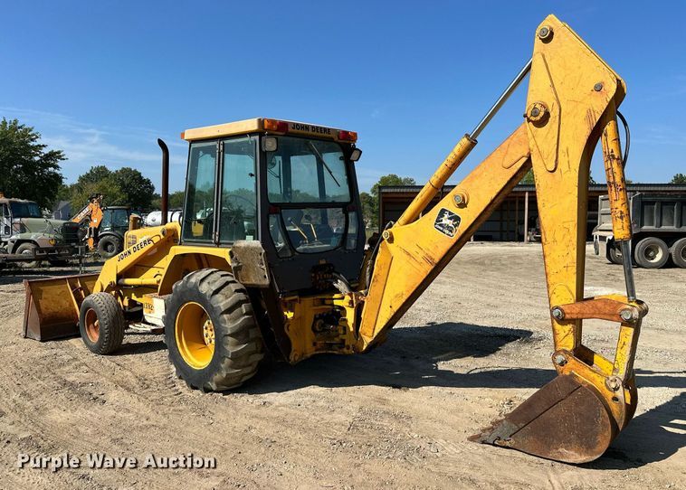image for item OG9257 1990 John Deere 310C  backhoe