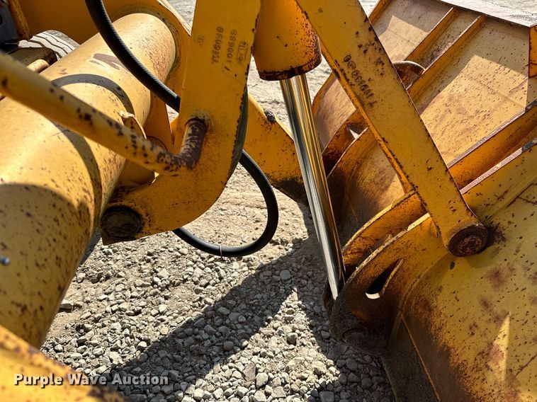 image for item OG9257 1990 John Deere 310C  backhoe