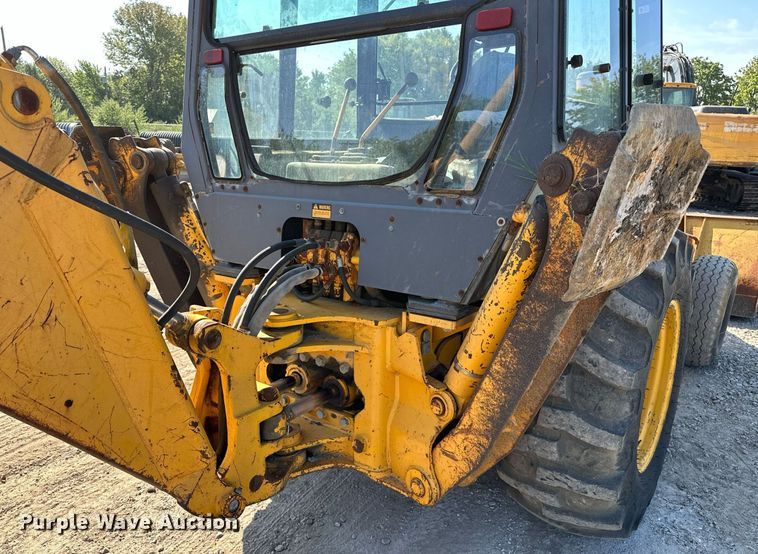 image for item OG9257 1990 John Deere 310C  backhoe