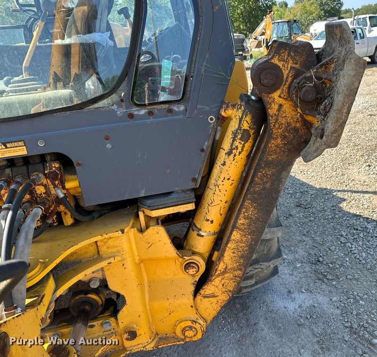 image for item OG9257 1990 John Deere 310C  backhoe