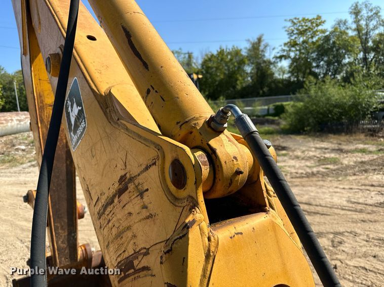 image for item OG9257 1990 John Deere 310C  backhoe