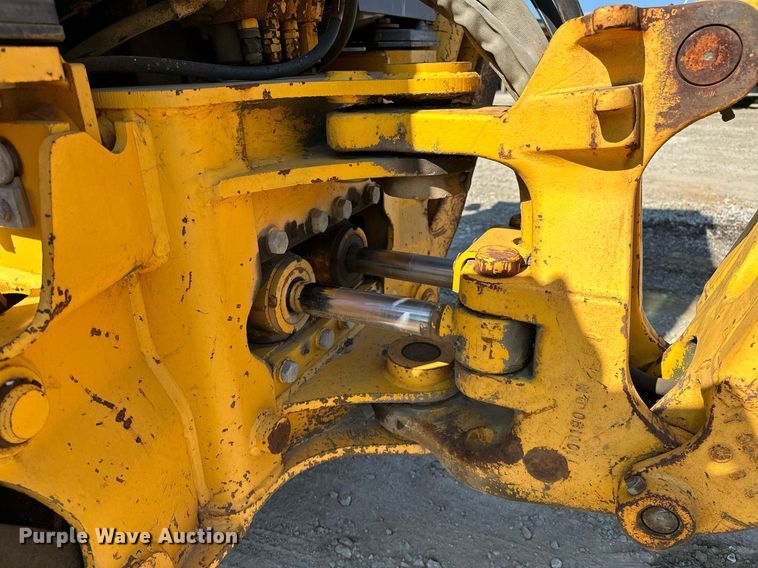 image for item OG9257 1990 John Deere 310C  backhoe