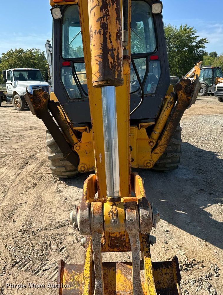 image for item OG9257 1990 John Deere 310C  backhoe