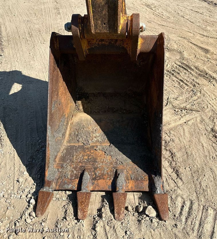 image for item OG9257 1990 John Deere 310C  backhoe