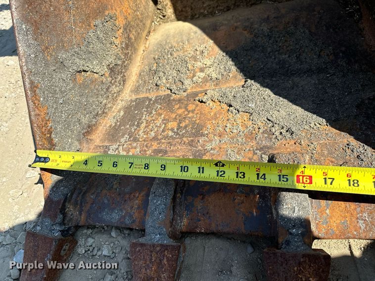 image for item OG9257 1990 John Deere 310C  backhoe