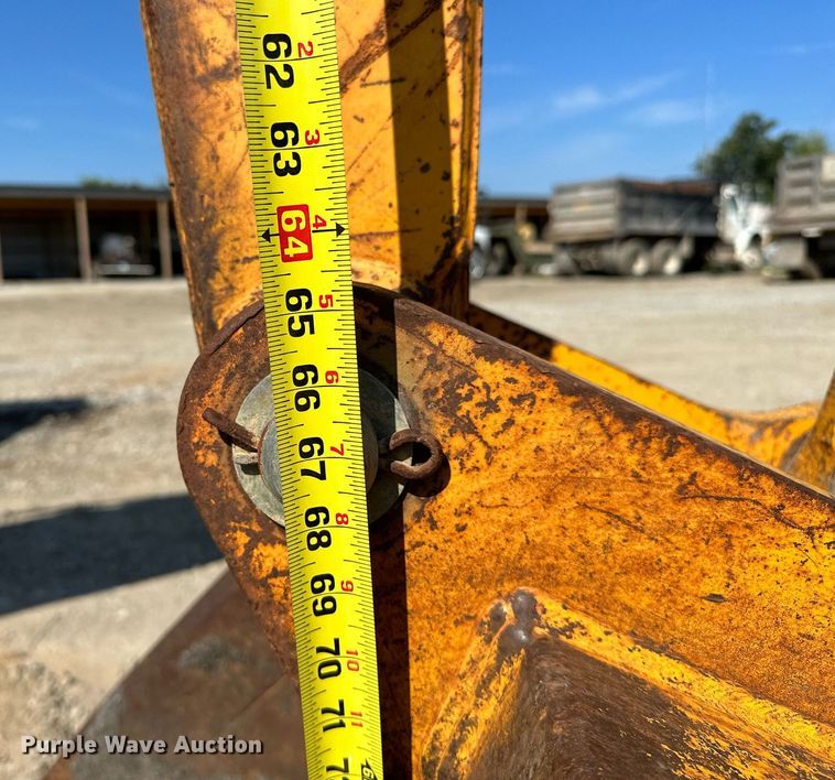 image for item OG9257 1990 John Deere 310C  backhoe