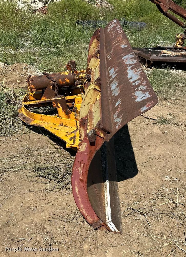 image for item OG9258 11' snow plow