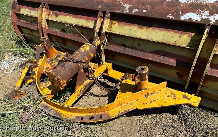 image for item OG9258 11' snow plow