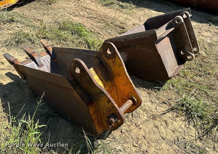 image for item OG9259 Backhoe buckets