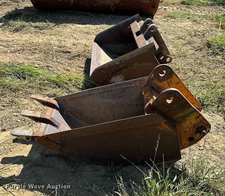 image for item OG9259 Backhoe buckets
