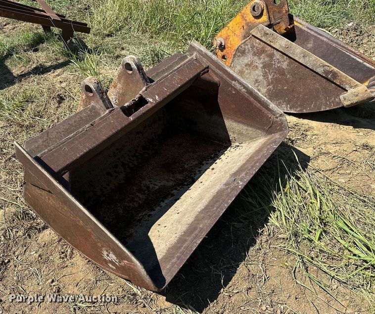 image for item OG9259 Backhoe buckets