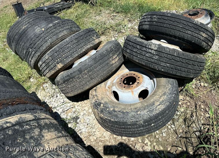 image for item OG9264 (8) tires and wheels