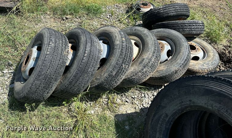 image for item OG9264 (8) tires and wheels