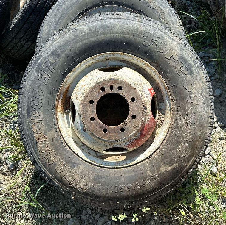 image for item OG9264 (8) tires and wheels