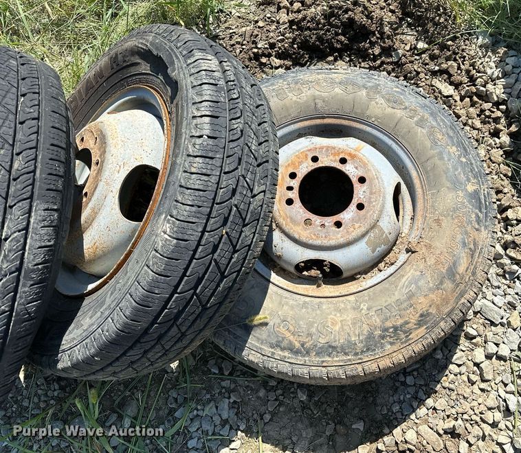 image for item OG9264 (8) tires and wheels