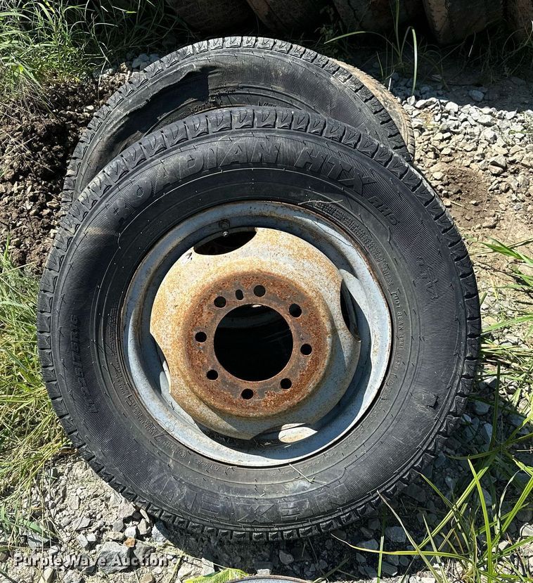 image for item OG9264 (8) tires and wheels