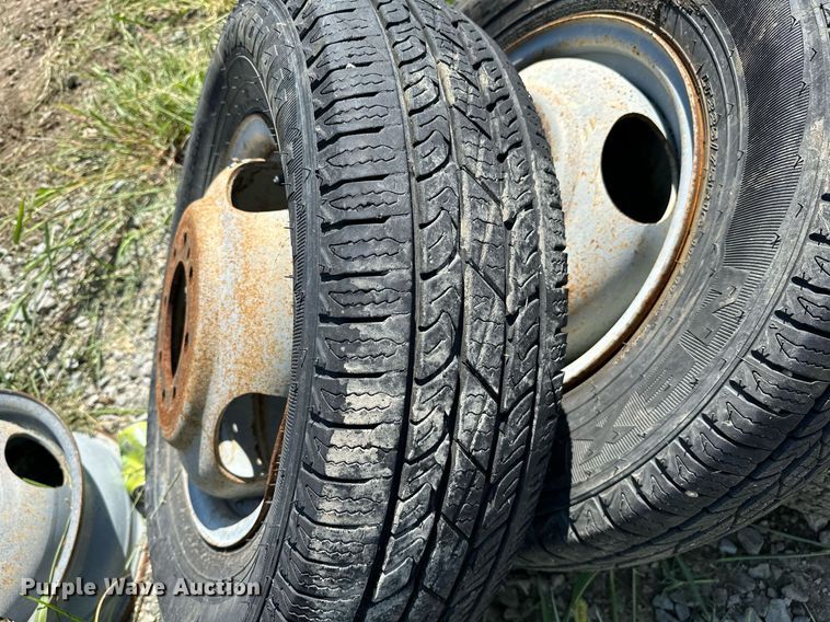 image for item OG9264 (8) tires and wheels