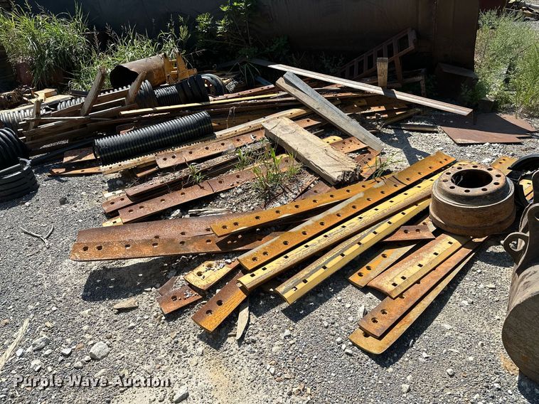 image for item OG9270 Approximately (175) motor grader blades