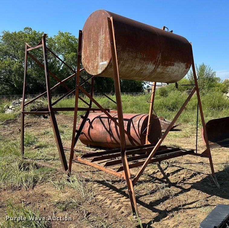 image for item OG9272 (2) fuel Tanks