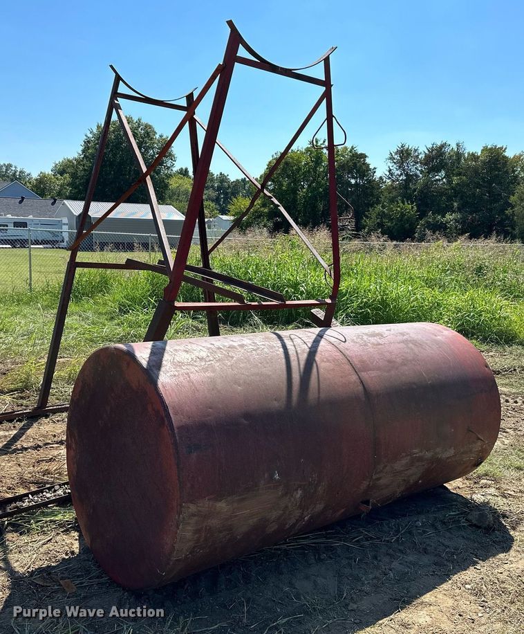 image for item OG9272 (2) fuel Tanks