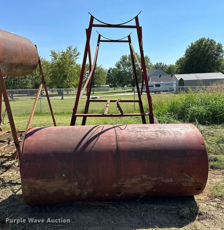 image for item OG9272 (2) fuel Tanks