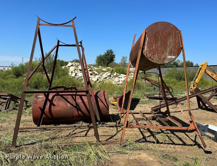 image for item OG9272 (2) fuel Tanks