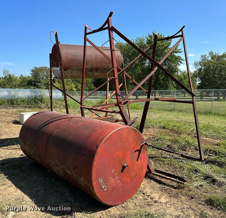 image for item OG9272 (2) fuel Tanks