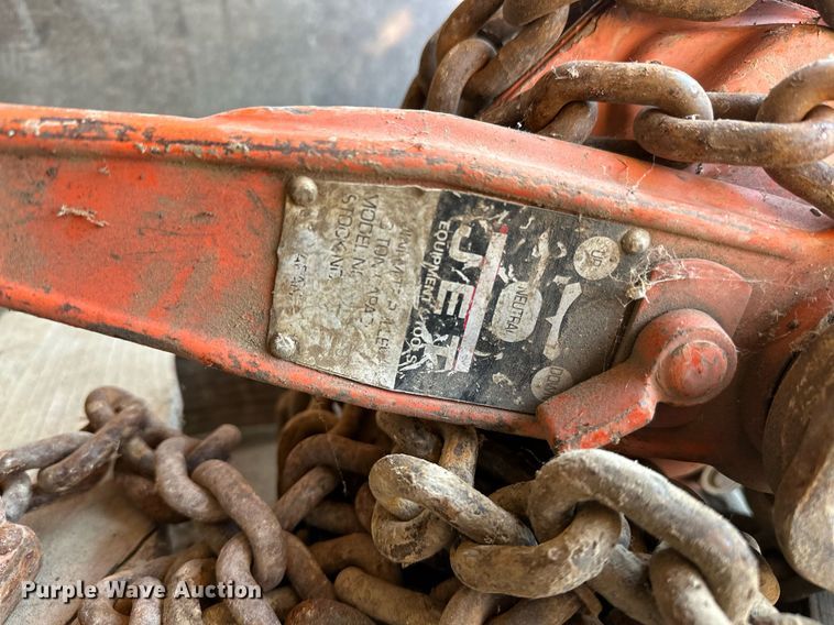 image for item OG9279 (3) chain hoists