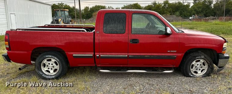image for item OG9281 2001 Chevrolet Silverado 1500  Ext. Cab pickup truck