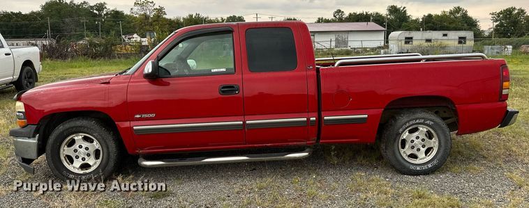 image for item OG9281 2001 Chevrolet Silverado 1500  Ext. Cab pickup truck