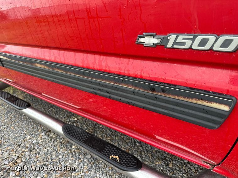 image for item OG9281 2001 Chevrolet Silverado 1500  Ext. Cab pickup truck