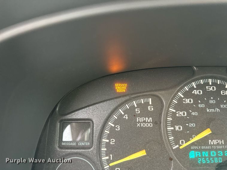 image for item OG9281 2001 Chevrolet Silverado 1500  Ext. Cab pickup truck