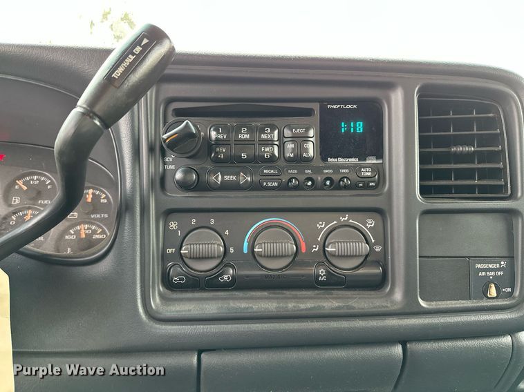 image for item OG9281 2001 Chevrolet Silverado 1500  Ext. Cab pickup truck