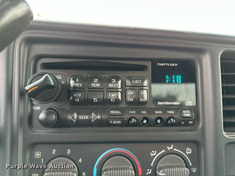 image for item OG9281 2001 Chevrolet Silverado 1500  Ext. Cab pickup truck