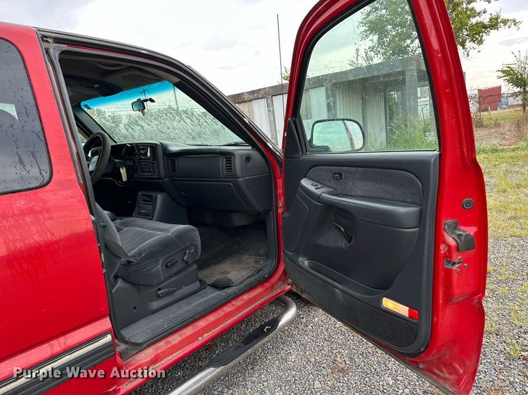 image for item OG9281 2001 Chevrolet Silverado 1500  Ext. Cab pickup truck