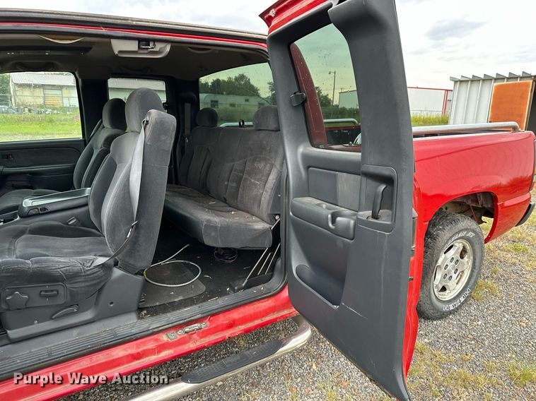 image for item OG9281 2001 Chevrolet Silverado 1500  Ext. Cab pickup truck