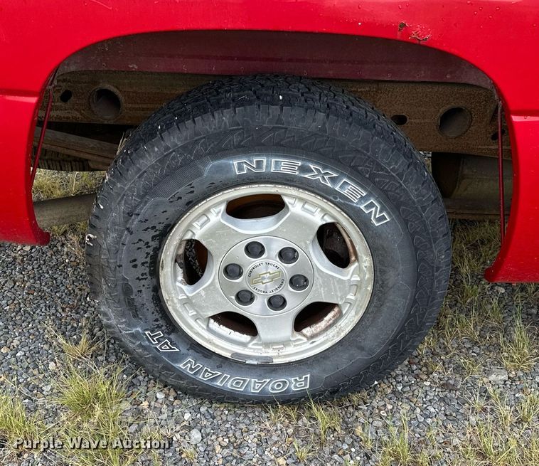 image for item OG9281 2001 Chevrolet Silverado 1500  Ext. Cab pickup truck