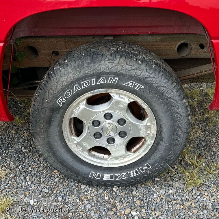 image for item OG9281 2001 Chevrolet Silverado 1500  Ext. Cab pickup truck