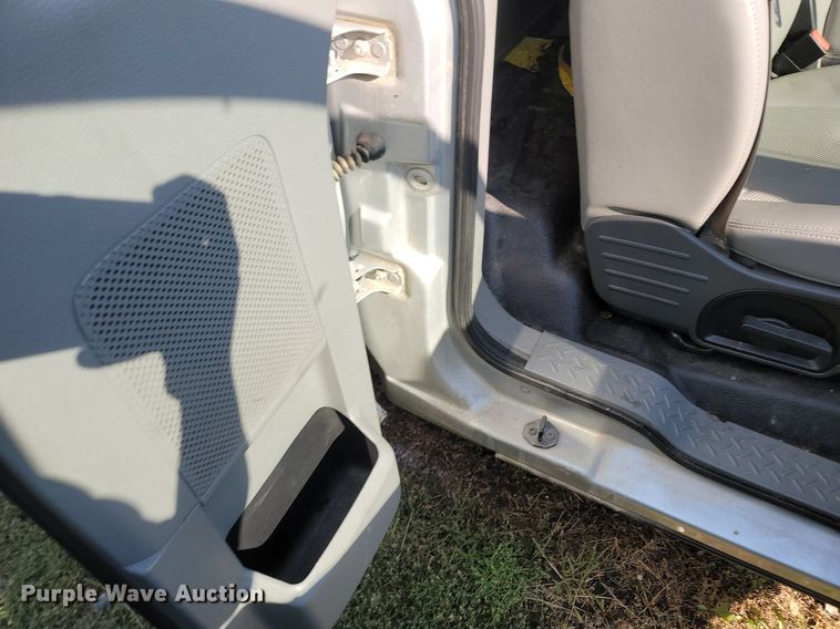 image for item OG9347 2008 Ford F150 XL  pickup truck