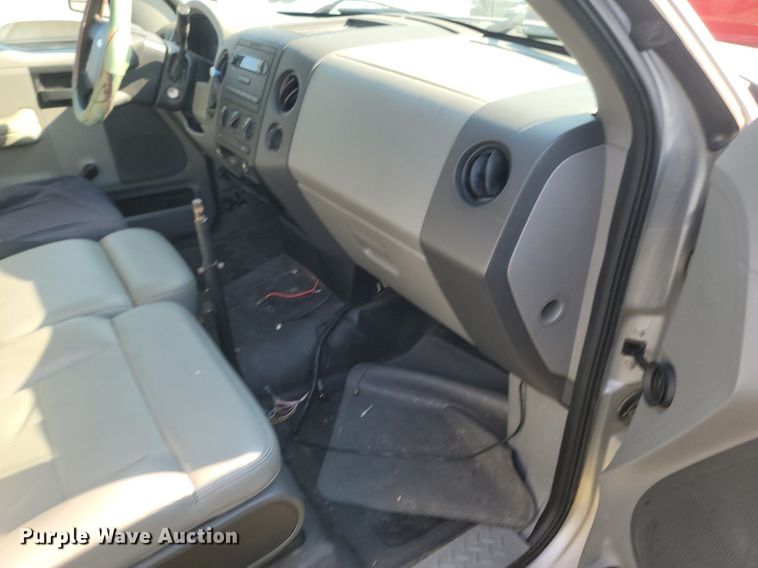 image for item OG9347 2008 Ford F150 XL  pickup truck