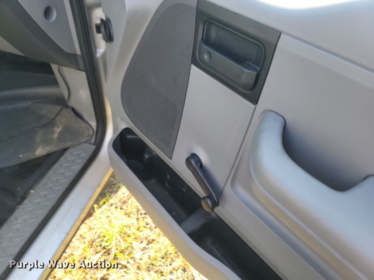 image for item OG9347 2008 Ford F150 XL  pickup truck