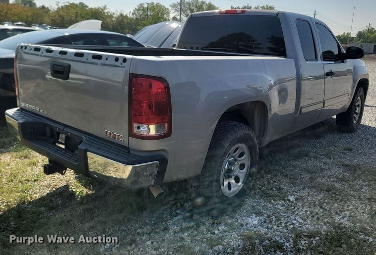 image for item OG9351 2009 GMC Sierra 1500  Ext. Cab pickup truck