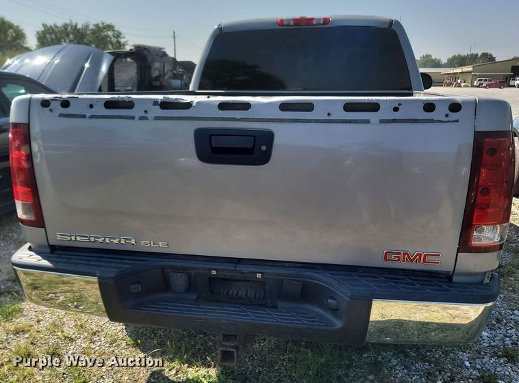 image for item OG9351 2009 GMC Sierra 1500  Ext. Cab pickup truck