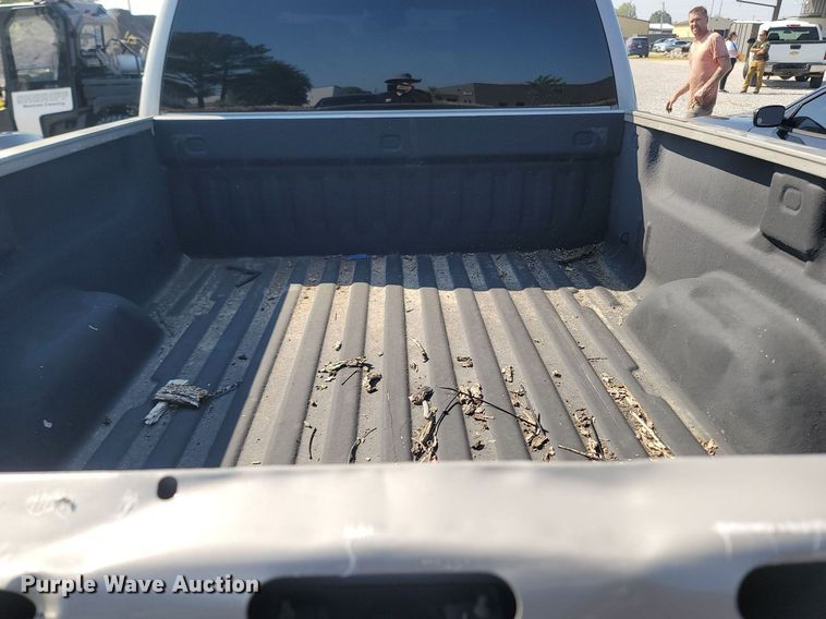 image for item OG9351 2009 GMC Sierra 1500  Ext. Cab pickup truck