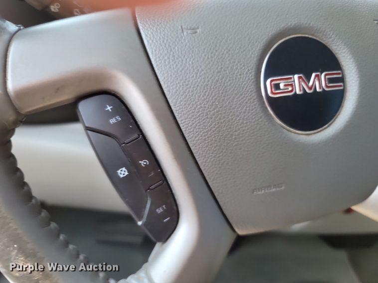 image for item OG9351 2009 GMC Sierra 1500  Ext. Cab pickup truck