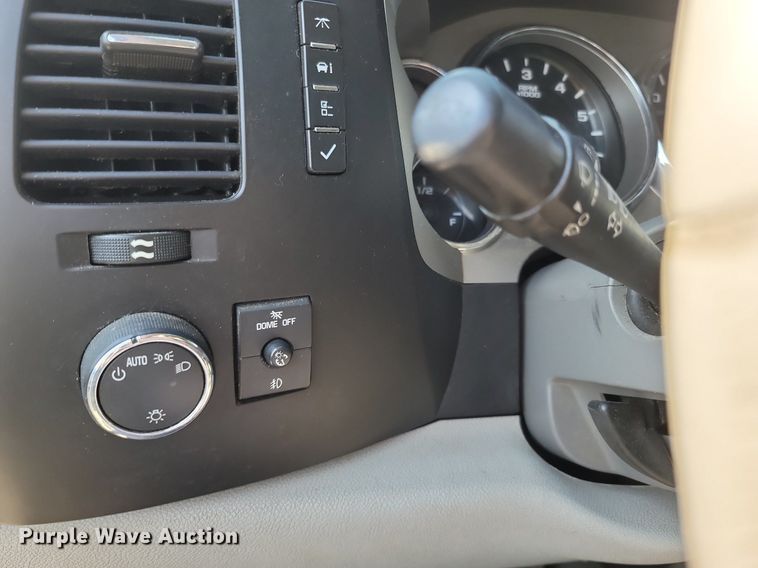 image for item OG9351 2009 GMC Sierra 1500  Ext. Cab pickup truck