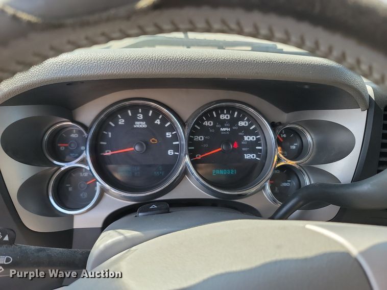 image for item OG9351 2009 GMC Sierra 1500  Ext. Cab pickup truck