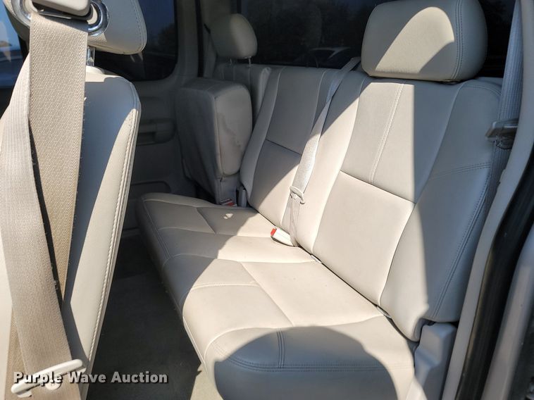 image for item OG9351 2009 GMC Sierra 1500  Ext. Cab pickup truck